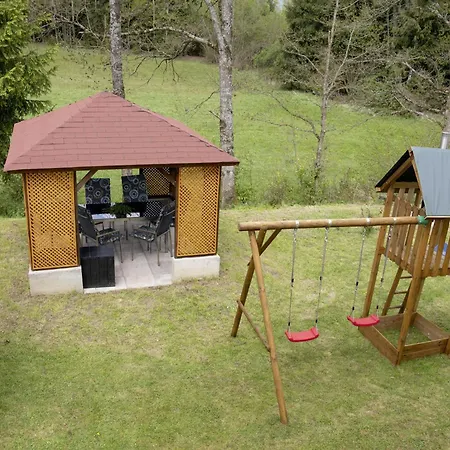 Ferienwohnungen Hecher Feldkirchen in Kärnten Exterior foto